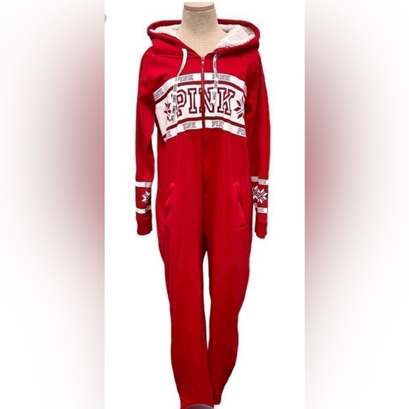 💕Pink VS Sherpa pj’s (Excellent condition) Warm & cozy💕 - Picture 2 of 4